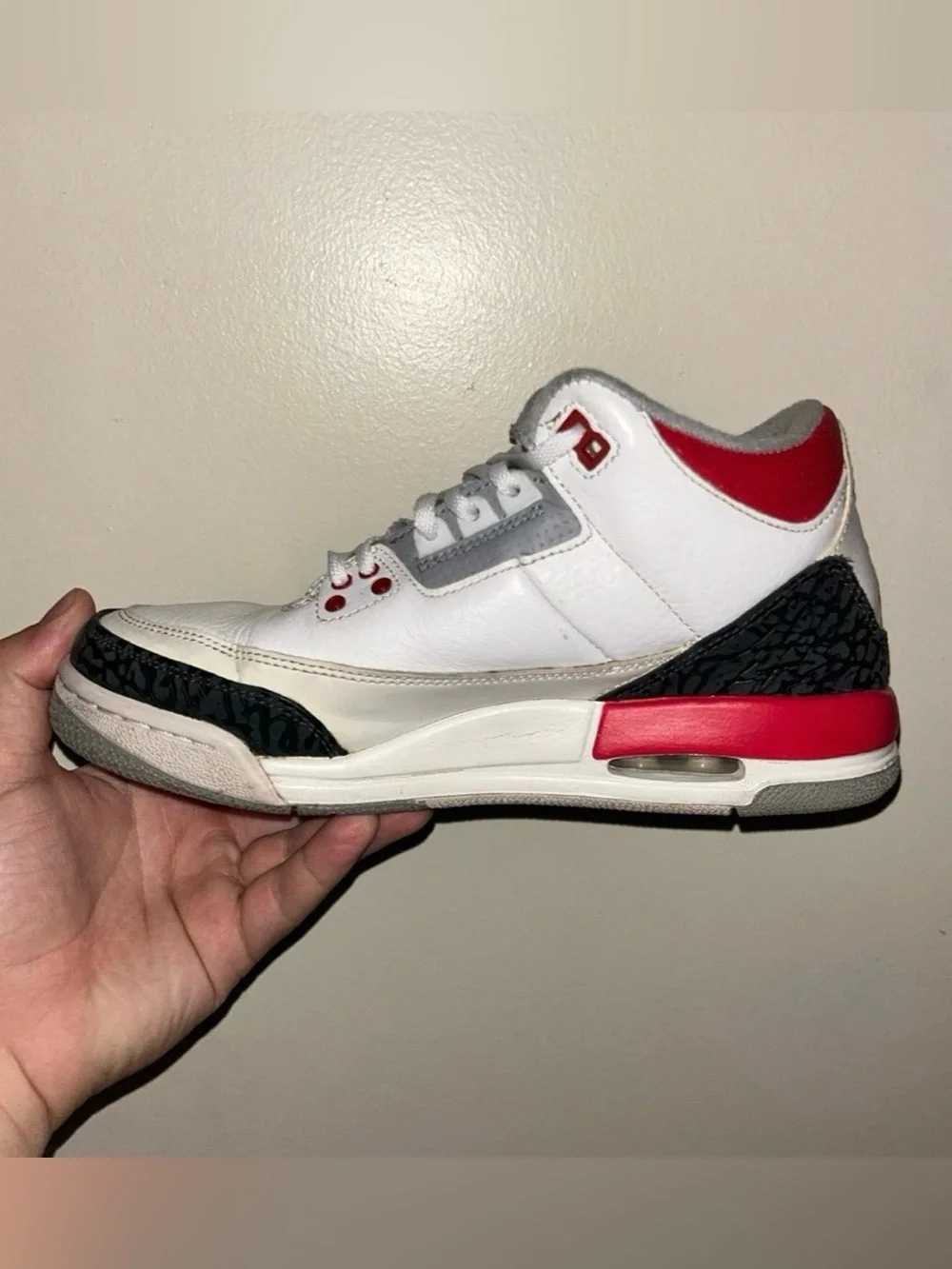 Air Jordan 3 Retro Fire Red